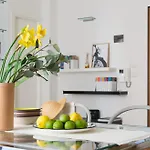 Апартаменты Housmart Nazario Sauro 15
