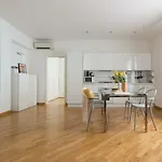 Housmart Nazario Sauro 15 Апартаменты *