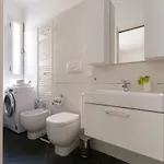 Апартаменты Housmart Nazario Sauro 15