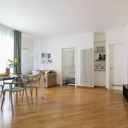 Housmart Nazario Sauro 15 Apartmán