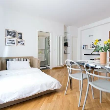 Housmart Nazario Sauro 15 *