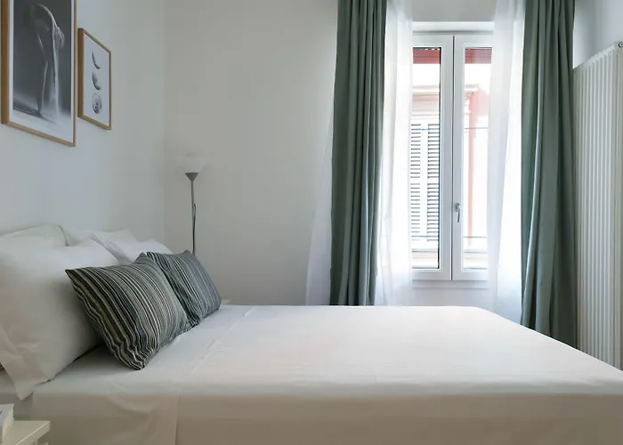 Housmart Nazario Sauro 15 *